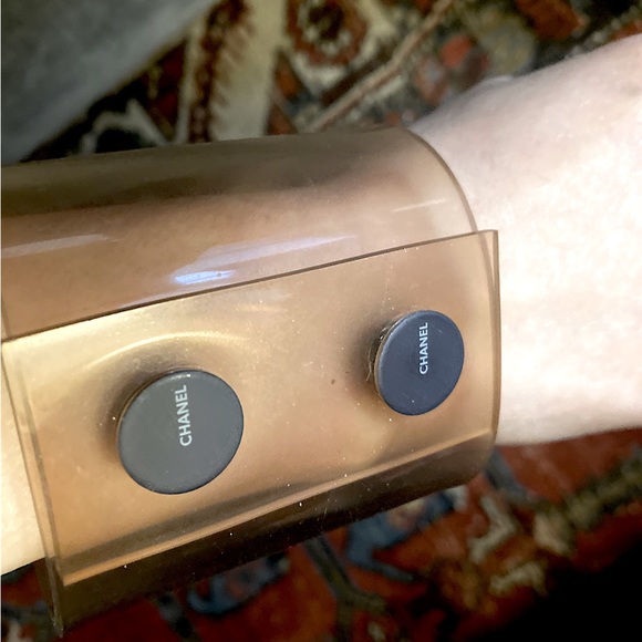 Chanel Vintage Transparent Thick Wide Vinyl Snap Button Bracelet from 2000 - Picture 11 of 11